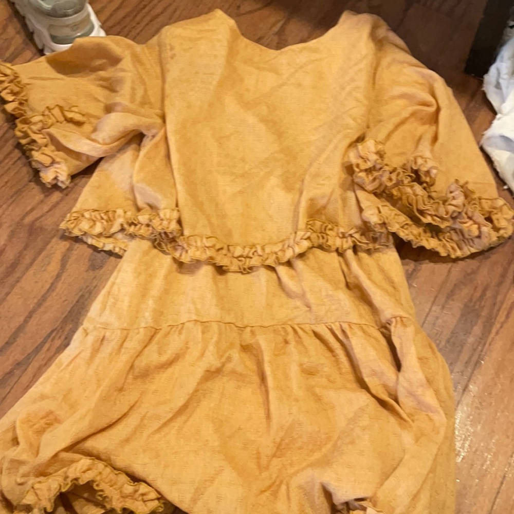 Dress yellow